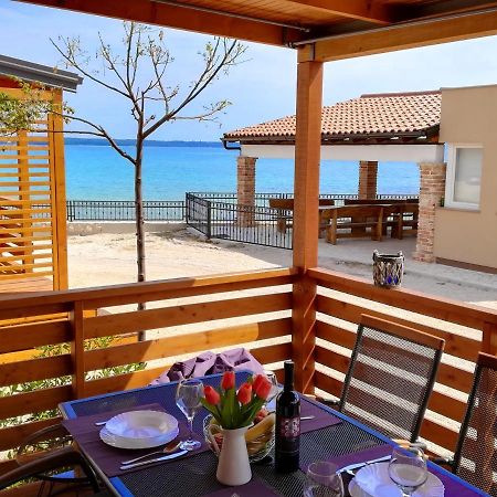 Holiday Home Happiness Привлака Екстериор снимка