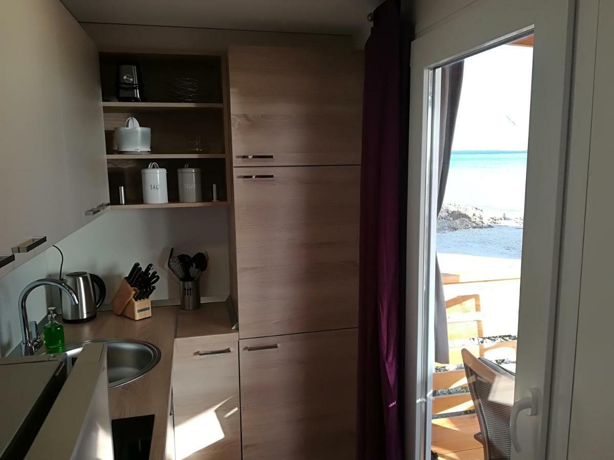 Holiday Home Happiness Привлака Екстериор снимка