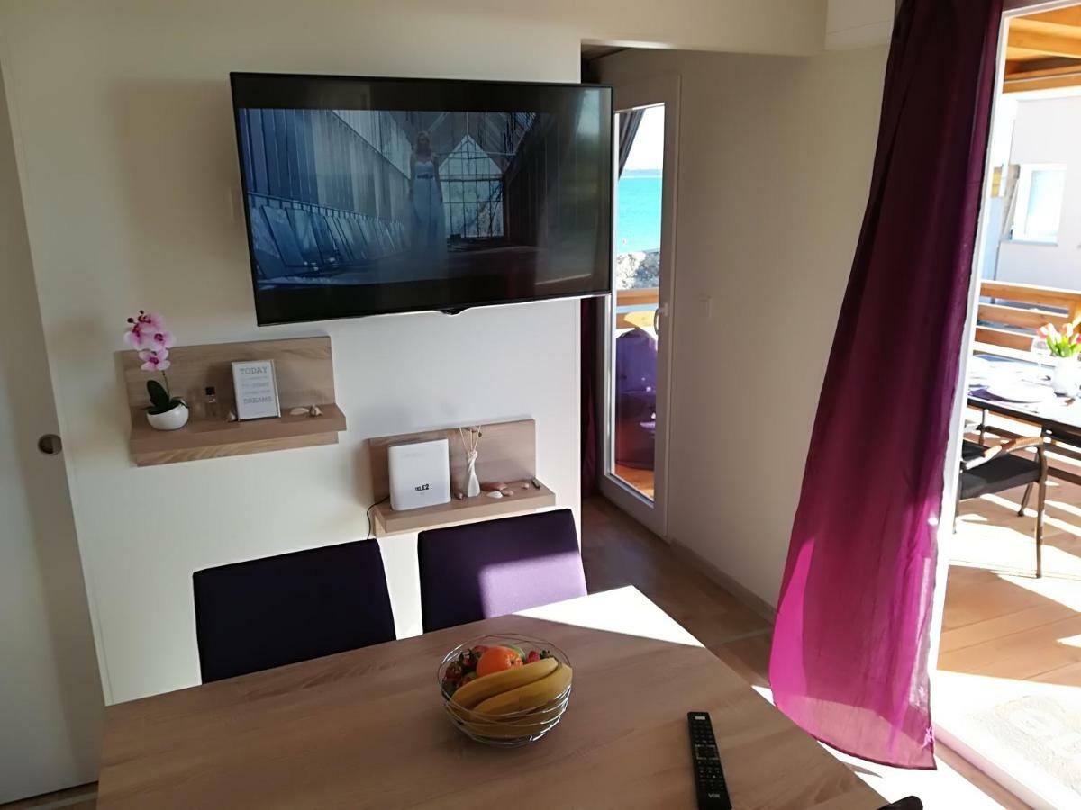 Holiday Home Happiness Привлака Екстериор снимка